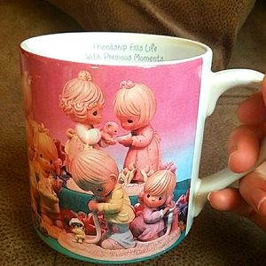 Precious Moments coffee mug Friendship Fills Life